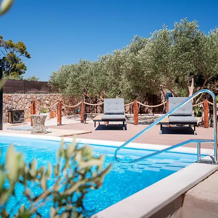 Holliday House Olea - - Island Hvar *
